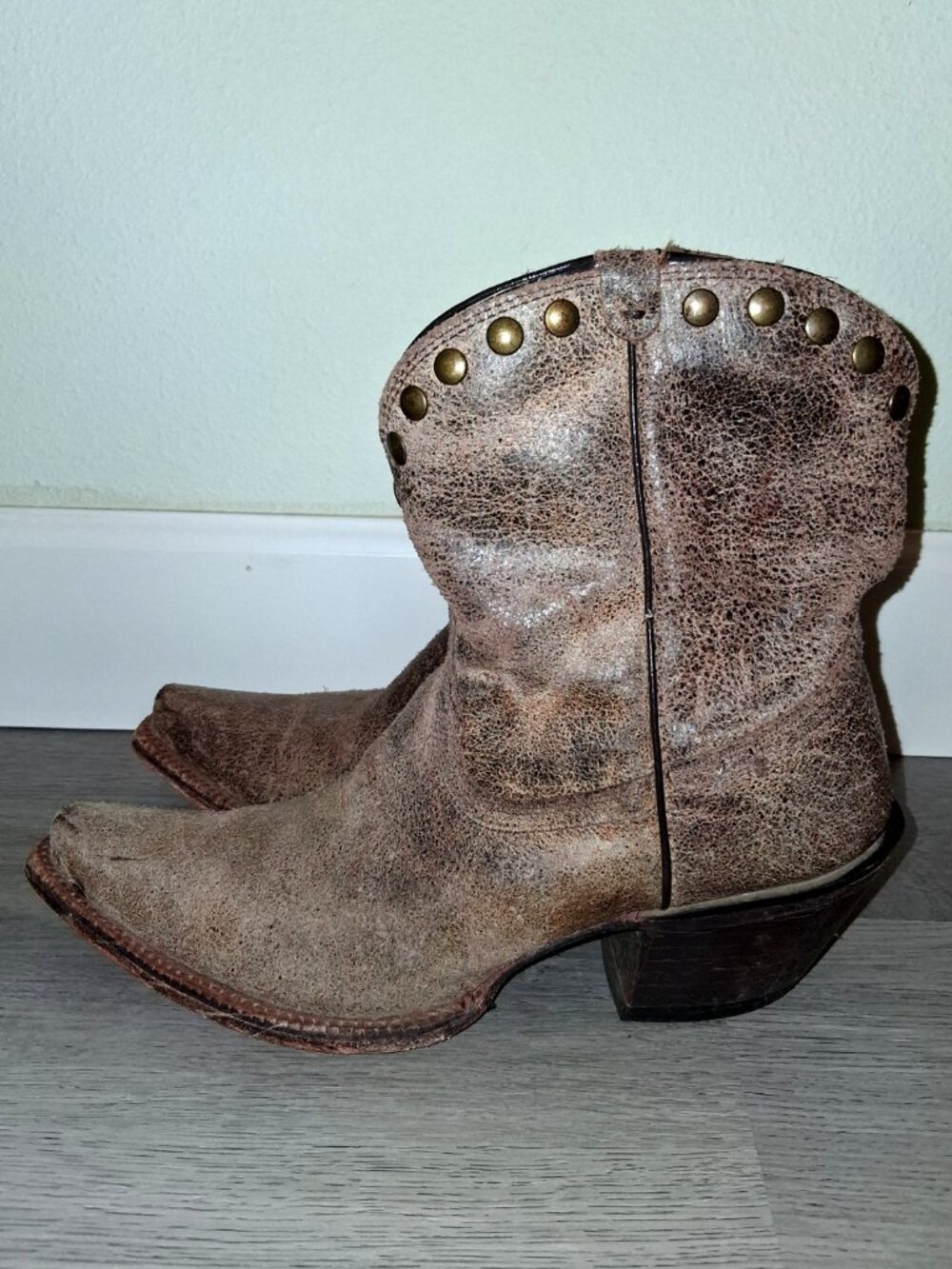 Tony Lama Brass Mardi Gras Short Cowboy Boots Size 7 Cowgirl Studded Snip Toe